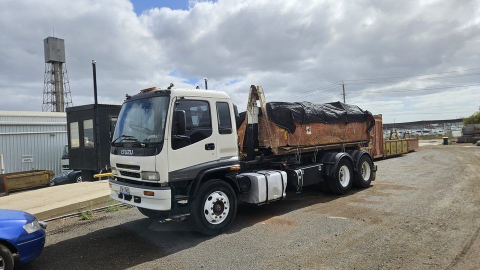 Apex Bins hook lift truck — skip bin hire Point Cook
